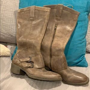 Born boots